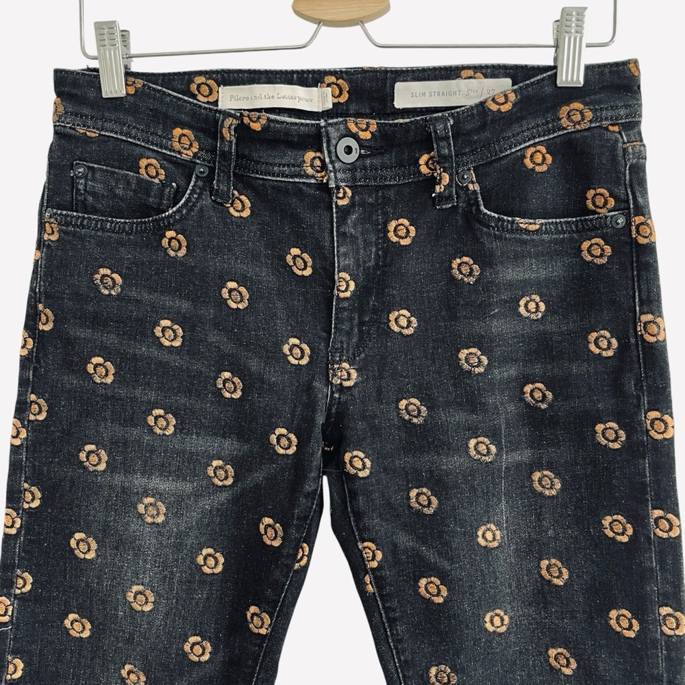 Pilcro Anthropologie Embroidered Flowers Jeans 27 Straight Feminine Boho Hippie